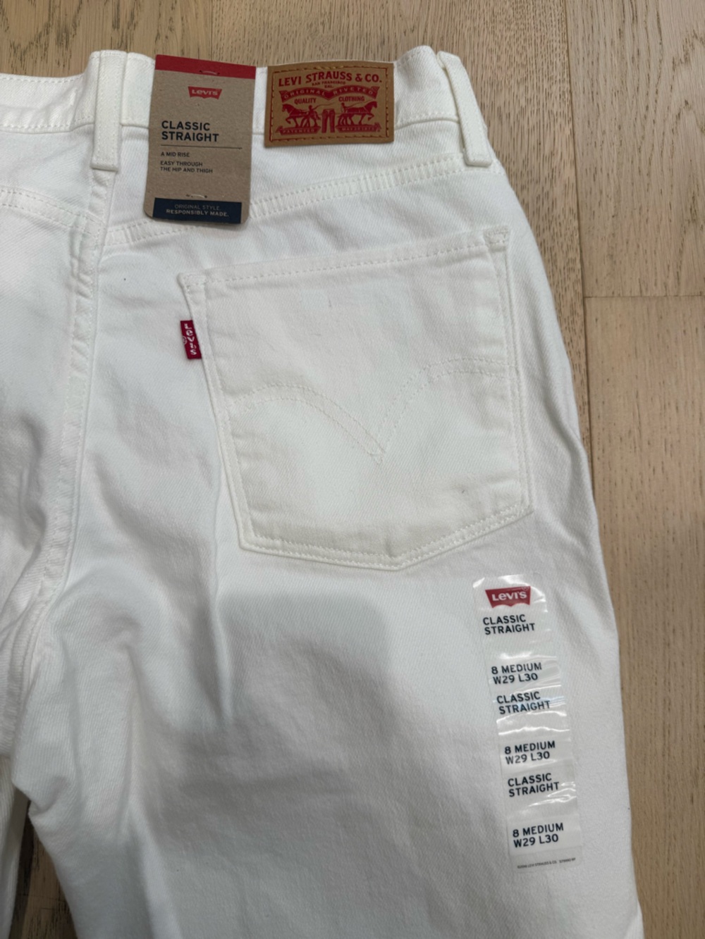 Levi's White Straight Classic Jeans